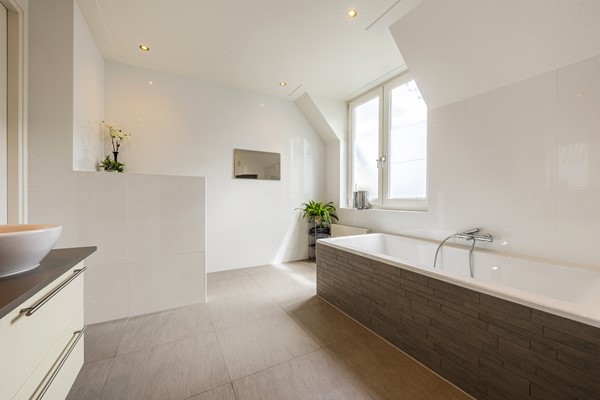 Medium property photo - Dahliastraat 42, 4921 XB Made